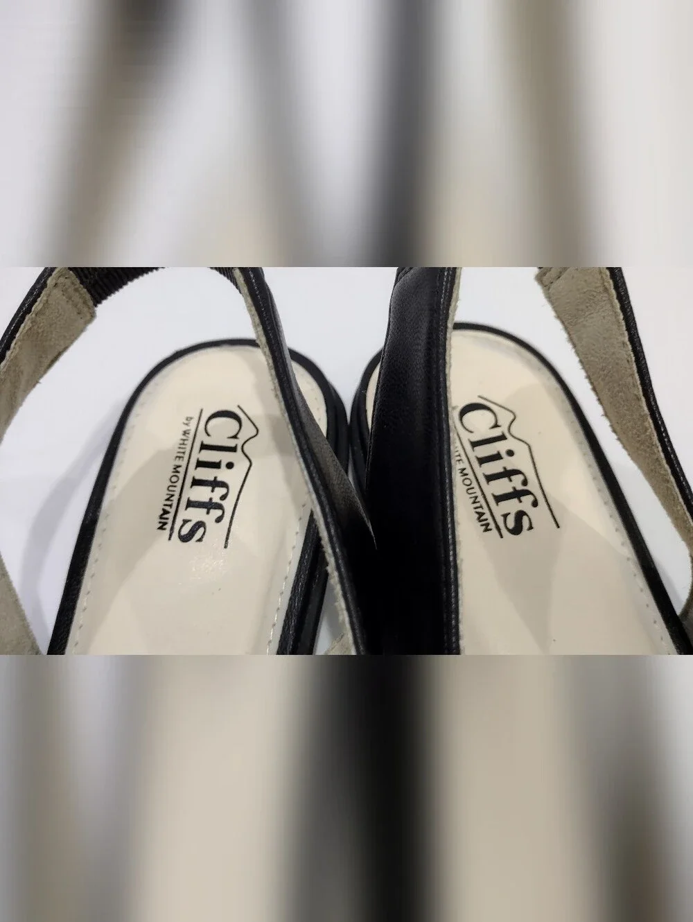 Cliffs by WHITE MOUNTAIN pre owned